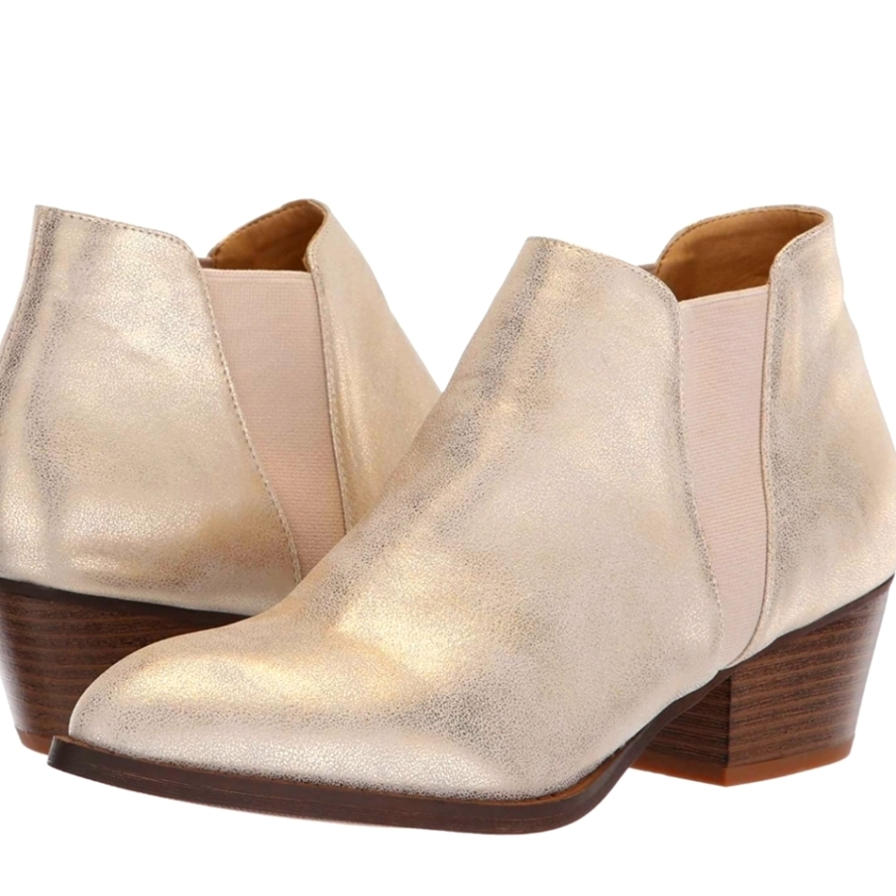 CL by Chinese Laundry Women's Corbin Chelsea Boot